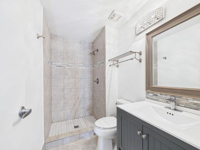 2103 Mustang Springs Dr Drive, Missouri City, TX 77459