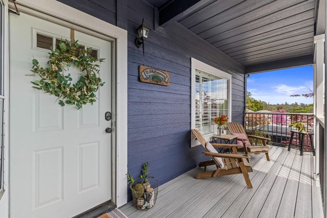 13003 Sweetbriar Ct, Auburn, CA 95603