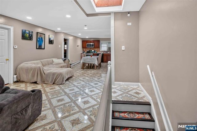 358 Broadway 2, Bayonne, NJ 07002