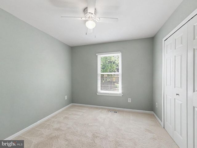 5570 ROWSER DR, Woodbridge, VA 22193