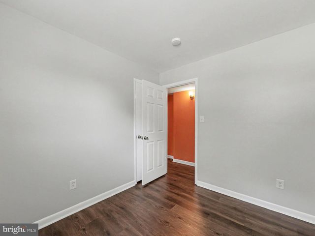 5570 ROWSER DR, Woodbridge, VA 22193