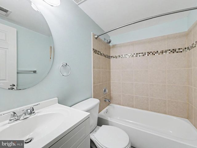 5570 ROWSER DR, Woodbridge, VA 22193