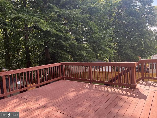 5570 ROWSER DR, Woodbridge, VA 22193