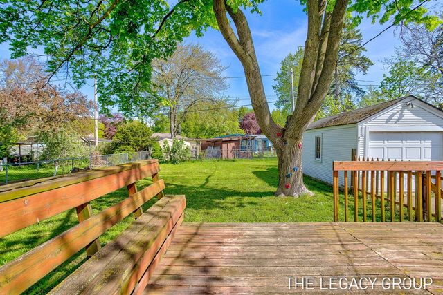 193 E 26th Street, Holland, MI 49423