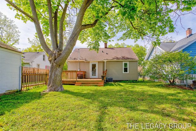 193 E 26th Street, Holland, MI 49423