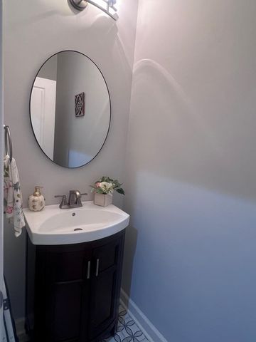 207 Wicklow Dr, Dothan, AL 36303