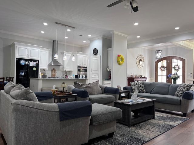 207 Wicklow Dr, Dothan, AL 36303