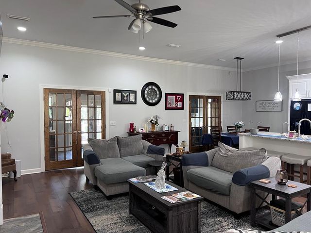 207 Wicklow Dr, Dothan, AL 36303