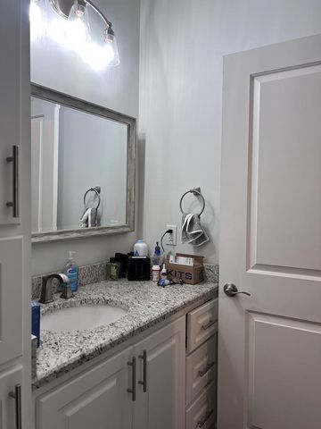 207 Wicklow Dr, Dothan, AL 36303