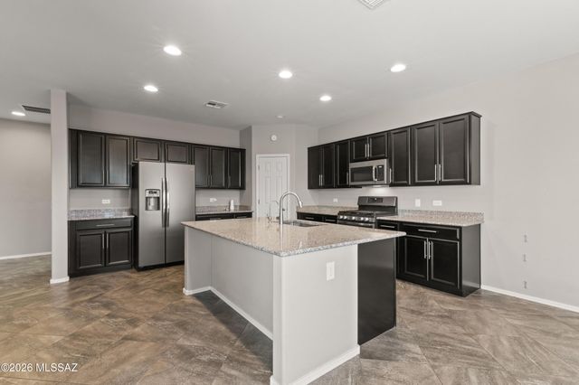 3156 S Three D Court, Tucson, AZ 85713