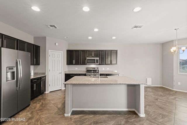 3156 S Three D Court, Tucson, AZ 85713