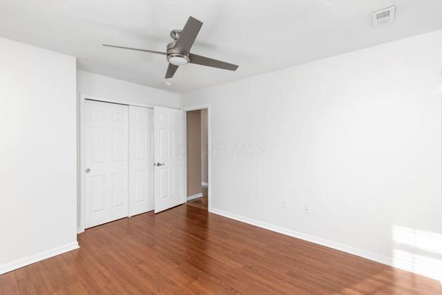 545 Chardonnay Lane, Lewis Center, OH 43035