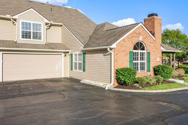 545 Chardonnay Lane, Lewis Center, OH 43035