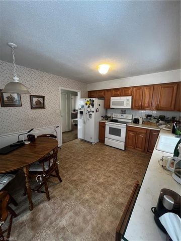 578 Lawrence Ridge, Lewisville, NC 27023