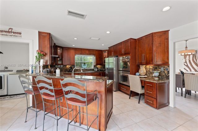 16701 SW 84th Court, Palmetto Bay, FL 33157