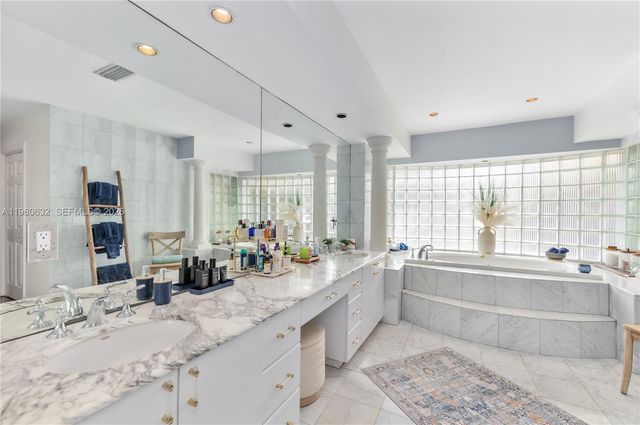 16701 SW 84th Court, Palmetto Bay, FL 33157