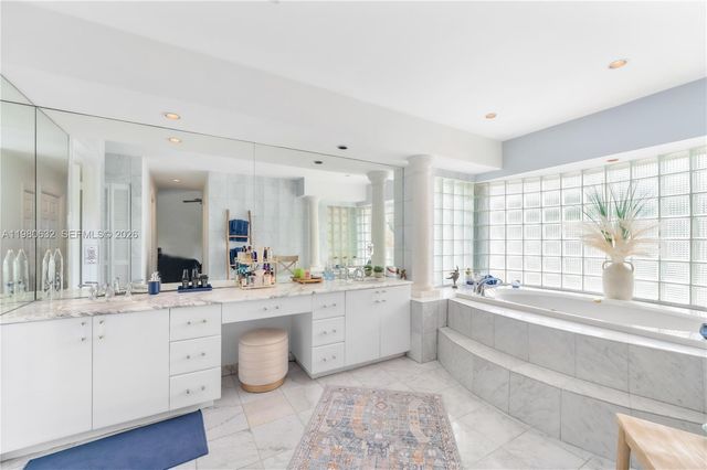 16701 SW 84th Court, Palmetto Bay, FL 33157