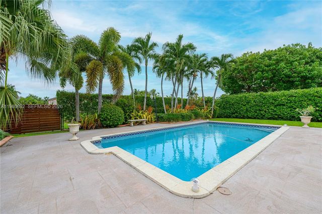 16701 SW 84th Court, Palmetto Bay, FL 33157
