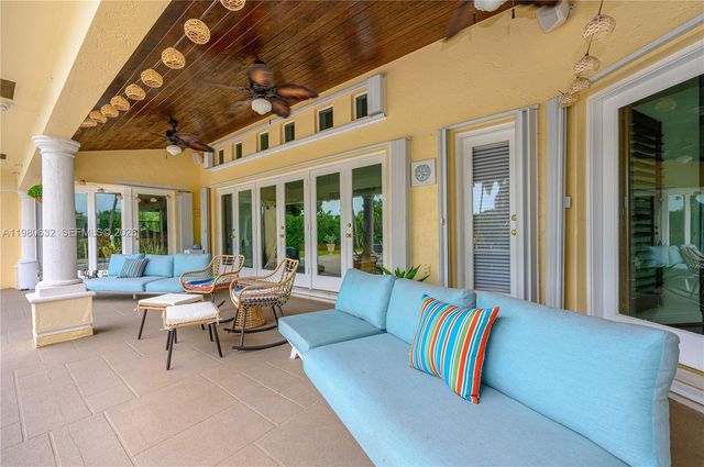 16701 SW 84th Court, Palmetto Bay, FL 33157