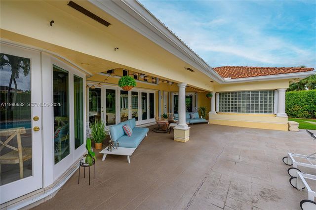 16701 SW 84th Court, Palmetto Bay, FL 33157