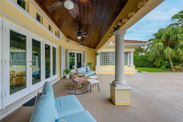 16701 SW 84th Court, Palmetto Bay, FL 33157