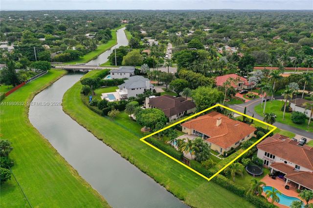 16701 SW 84th Court, Palmetto Bay, FL 33157