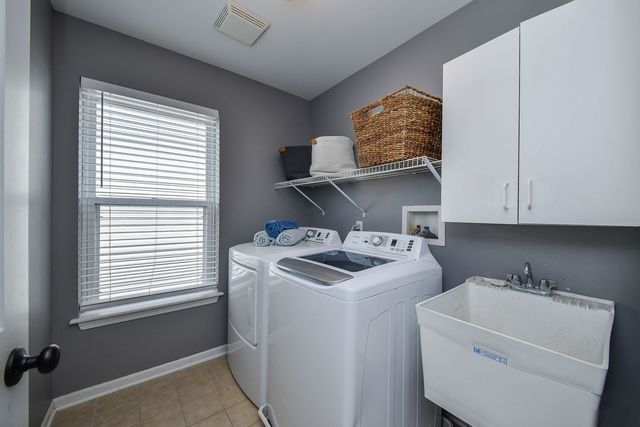 0N436 Taylor Drive, Geneva, IL 60134