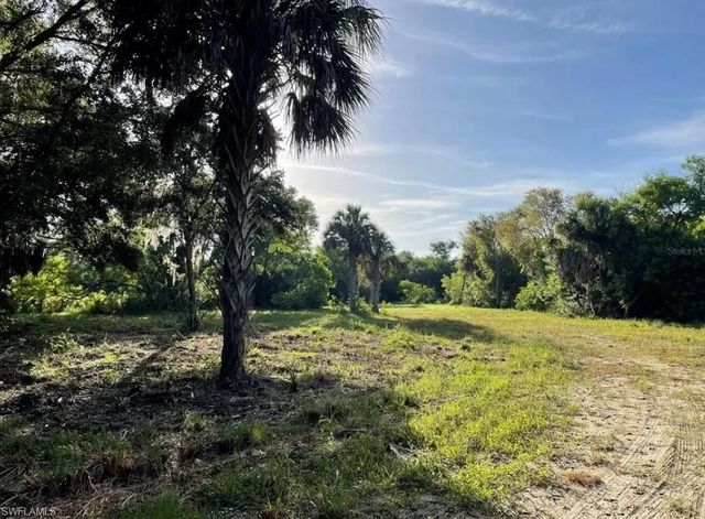 9070 Burnt Store RD, Punta Gorda, FL 33950