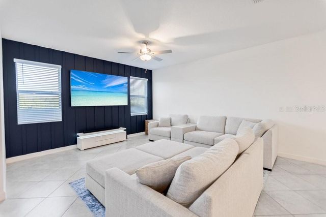 8241 CORNER PINE WAY, New Port Richey, FL 34655