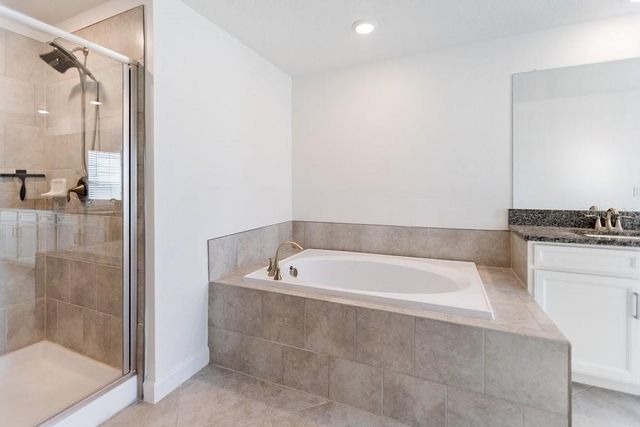 8241 CORNER PINE WAY, New Port Richey, FL 34655