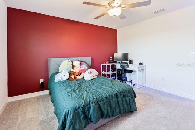 8241 CORNER PINE WAY, New Port Richey, FL 34655