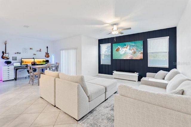 8241 CORNER PINE WAY, New Port Richey, FL 34655