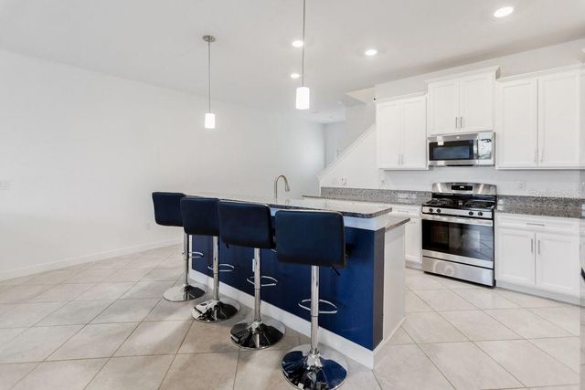 8241 CORNER PINE WAY, New Port Richey, FL 34655