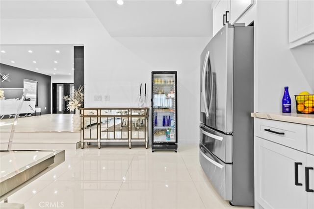 1918 N Maple, Burbank, CA 91505