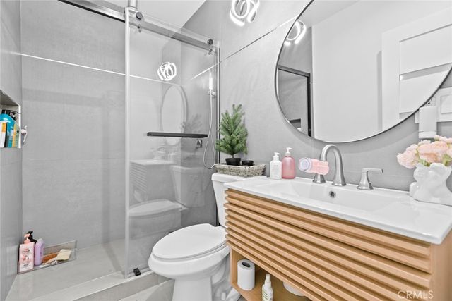 1918 N Maple, Burbank, CA 91505