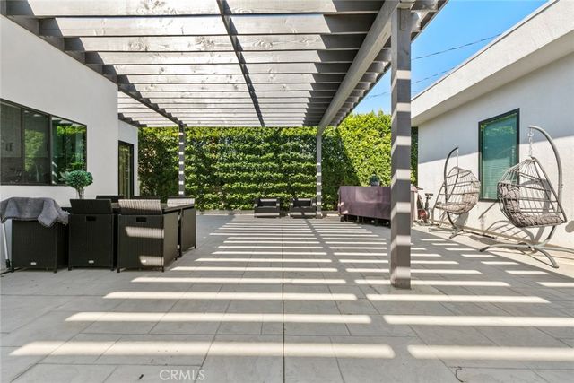 1918 N Maple, Burbank, CA 91505