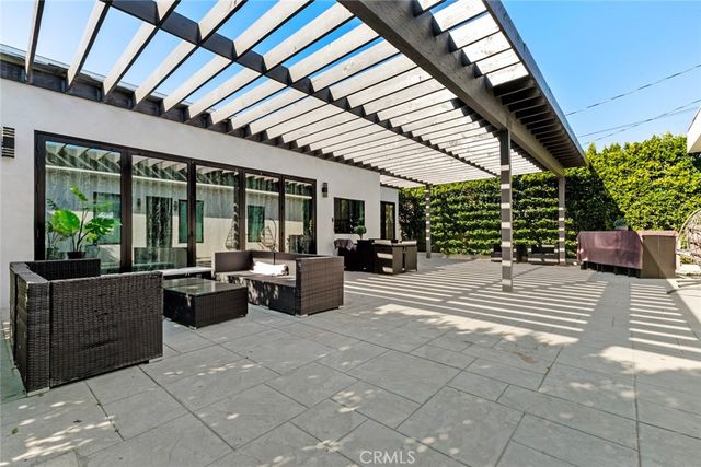 1918 N Maple, Burbank, CA 91505