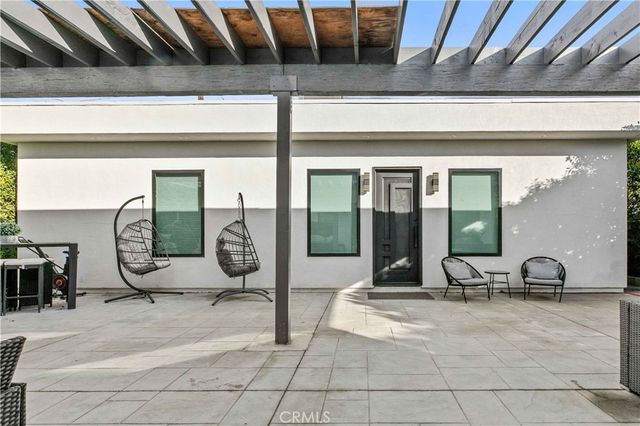 1918 N Maple, Burbank, CA 91505