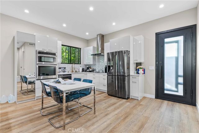 1918 N Maple, Burbank, CA 91505