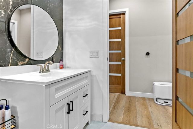 1918 N Maple, Burbank, CA 91505