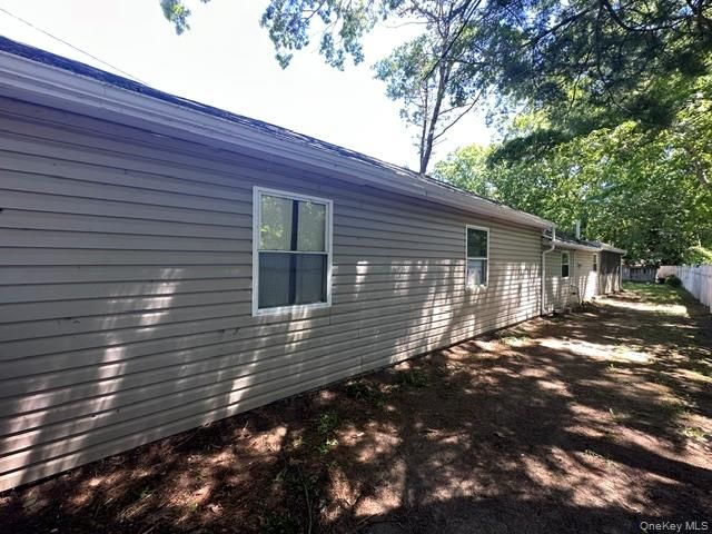 125 Wood Road, Centereach, NY 11720
