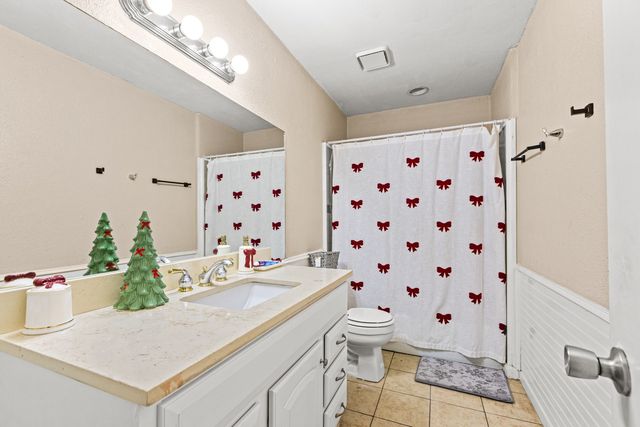 1241 College Parkway, Lewisville, TX 75077
