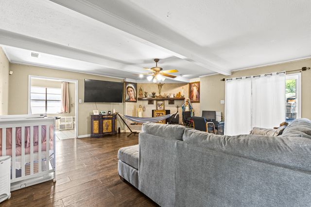 1241 College Parkway, Lewisville, TX 75077