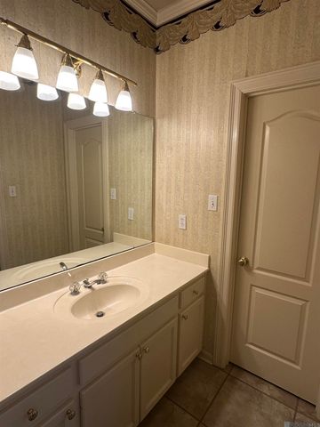 5820 Glen Cove Dr, Baton Rouge, LA 70809