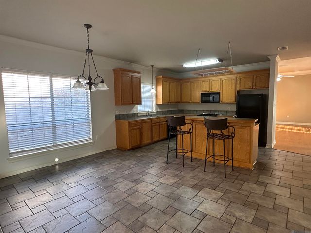 5820 Glen Cove Dr, Baton Rouge, LA 70809