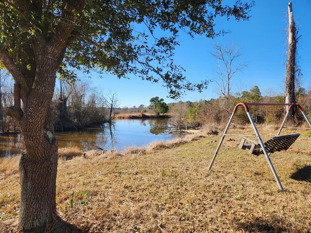 983 Triple Creek Loop, Livingston, TX 77351