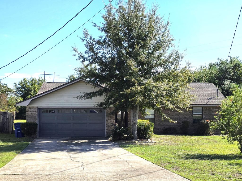 822 Jeremy Lane, Panama City, FL 32405