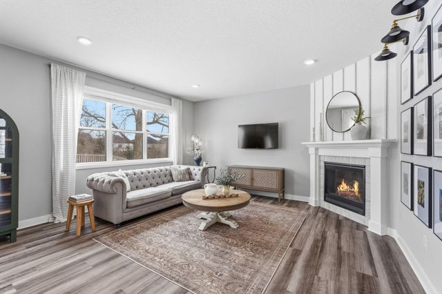 1241 Maple Lane, Carver, MN 55315