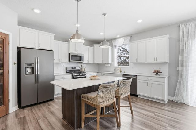 1241 Maple Lane, Carver, MN 55315