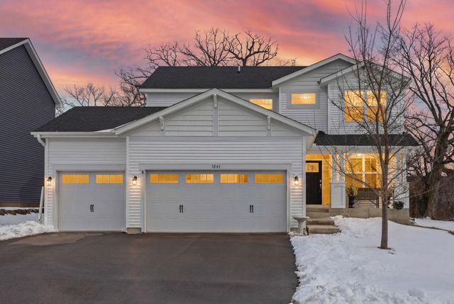 1241 Maple Lane, Carver, MN 55315